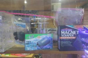 Accessories : Net, Feeder, Magnet cleaner & Isolation box etc